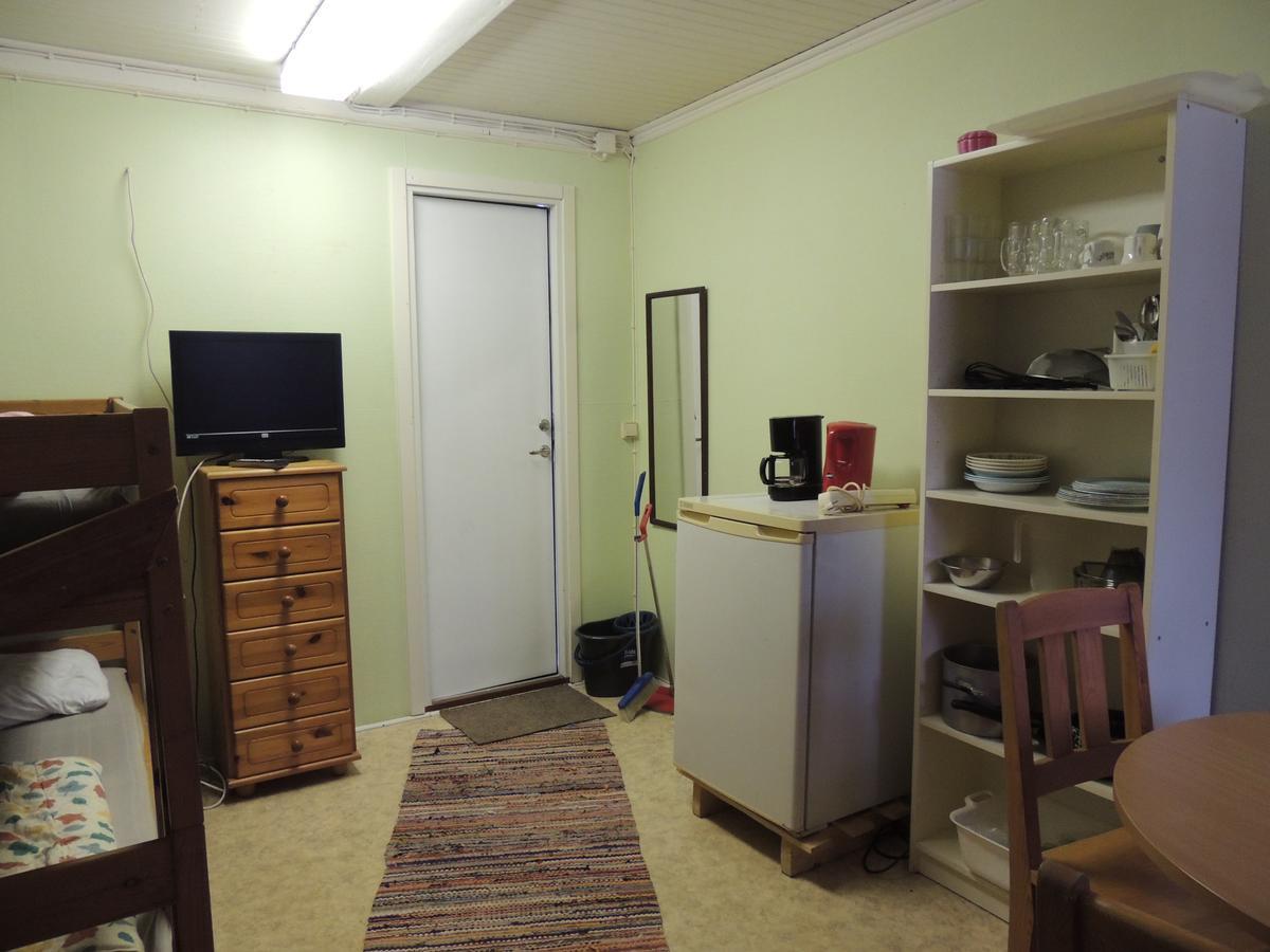 Bromoella Camping O Vandrarhem Екстериор снимка