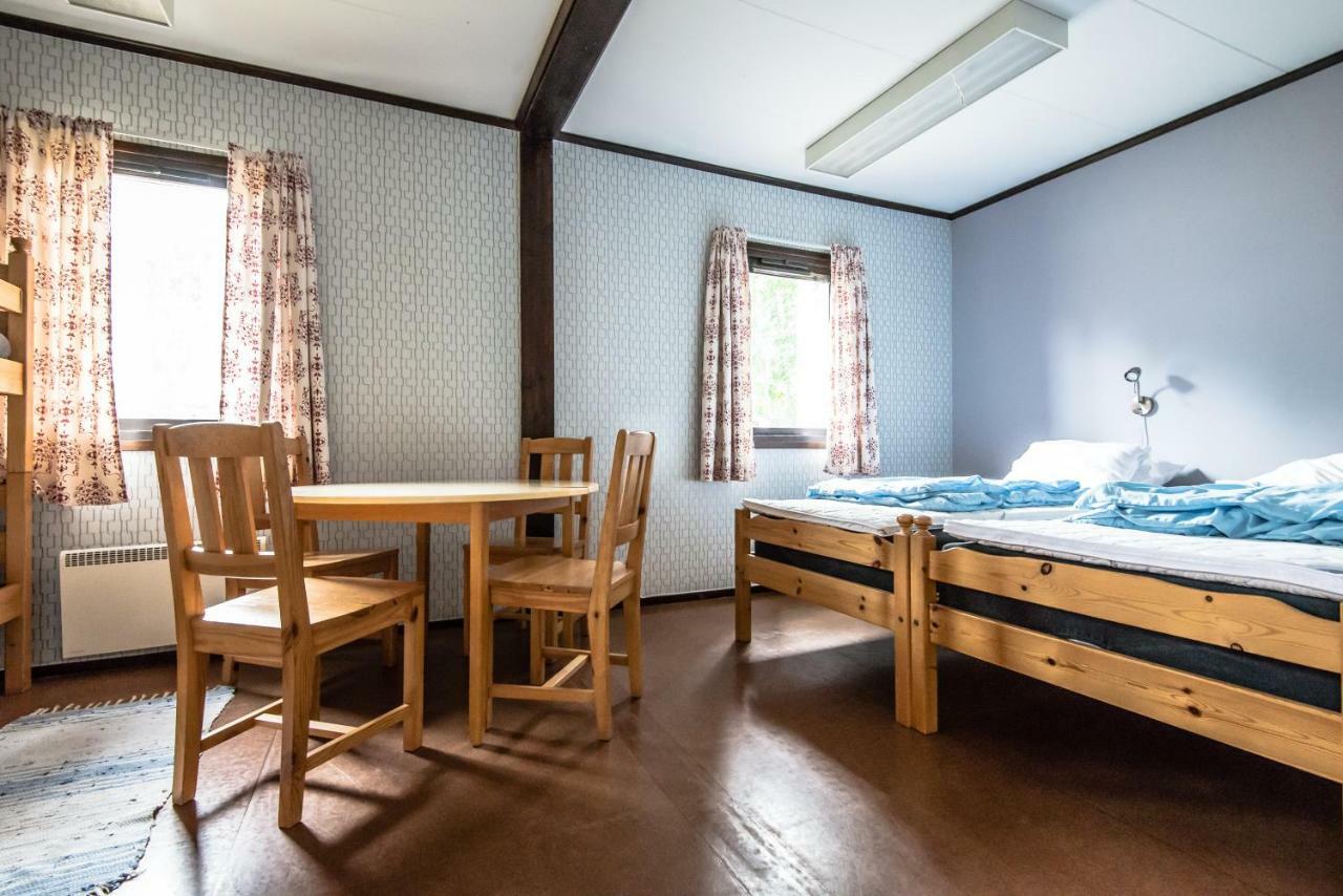Bromoella Camping O Vandrarhem Екстериор снимка
