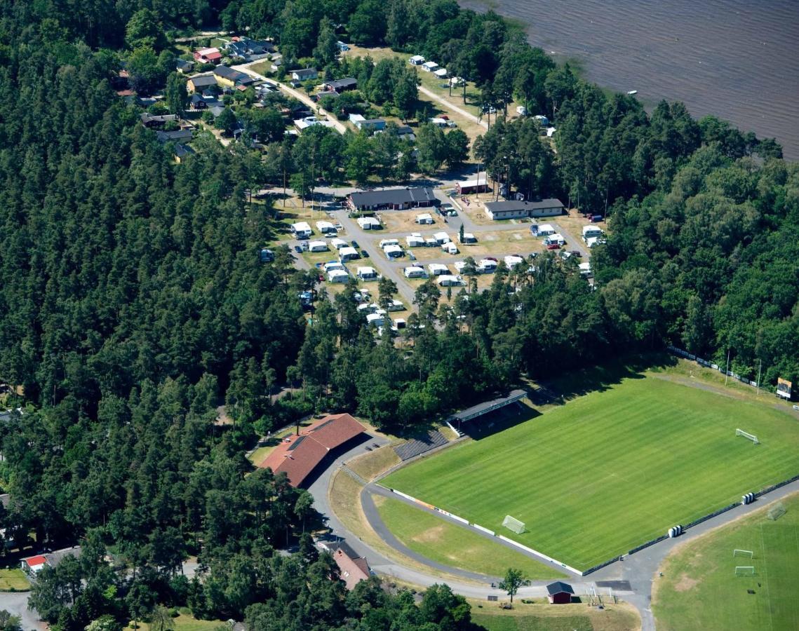 Bromoella Camping O Vandrarhem Екстериор снимка