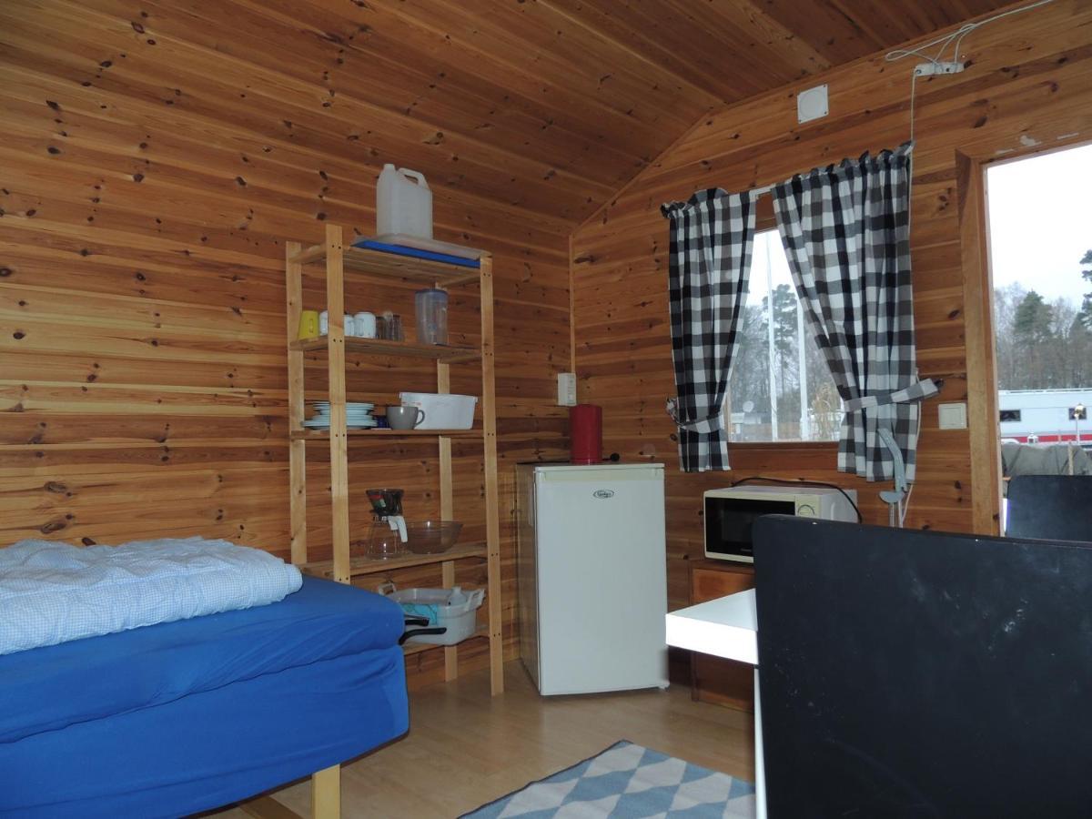Bromoella Camping O Vandrarhem Екстериор снимка
